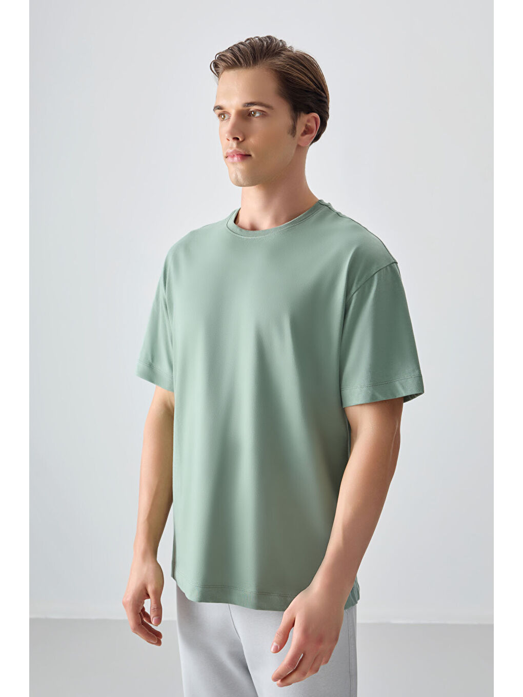 Açık Yeşil %100 Pamuk Kalın Yumuşak Dokulu Oversize Fit Basic Erkek Tişört -88353-2