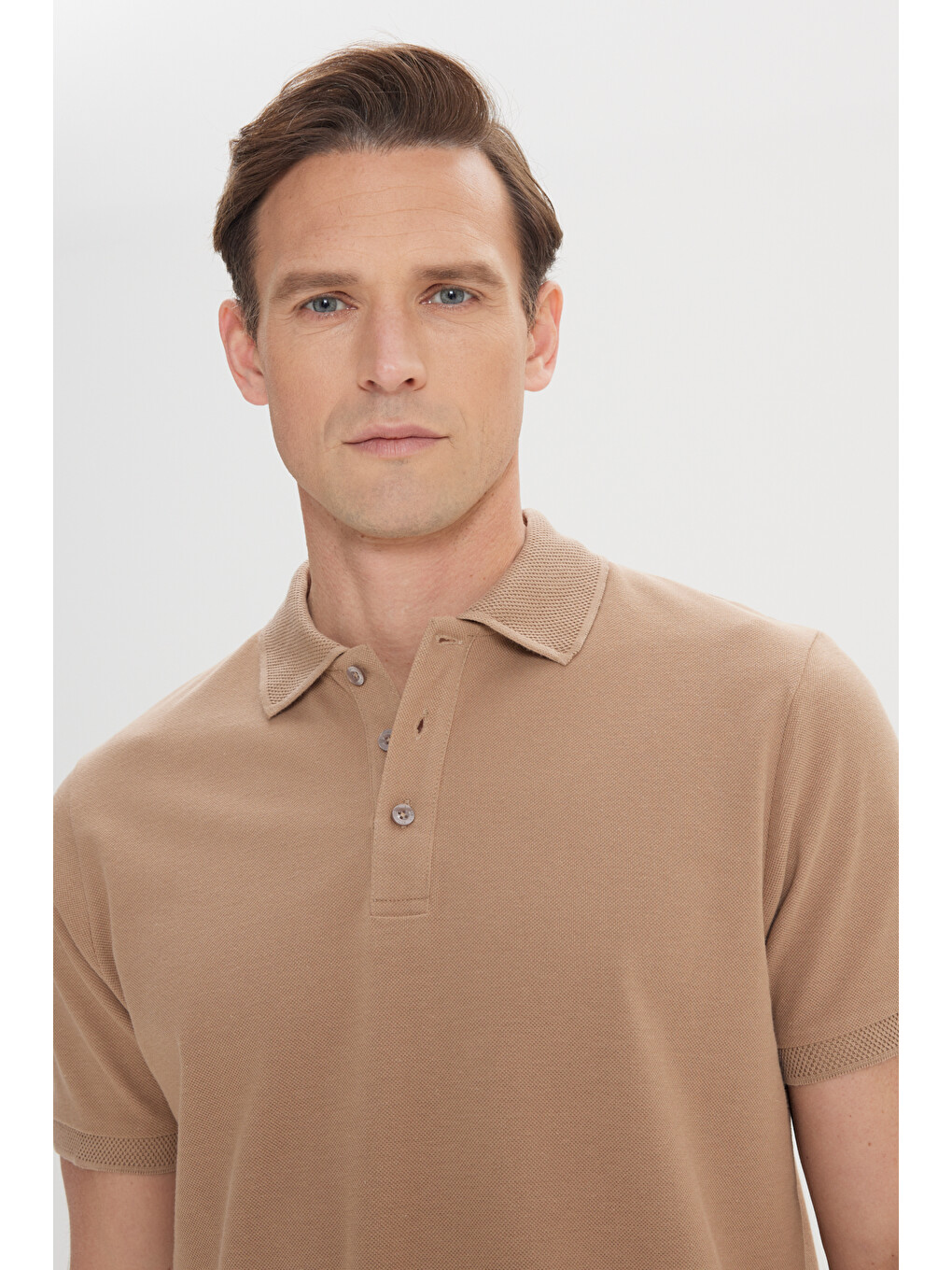 Bej Erkek Vizon Slim Fit Dar Kesim Polo Yaka %100 Pamuk Kısa Kollu Tişört-3