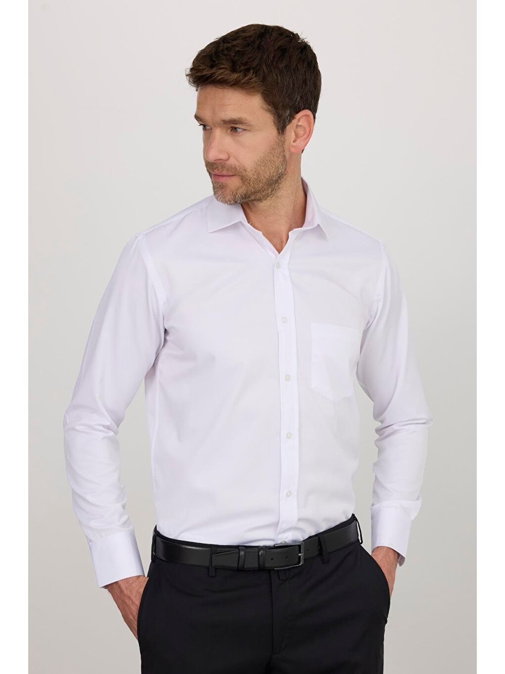 Erkek Regular Fit Klasik Kesim Pamuklu Düz Beyaz Gömlek-4