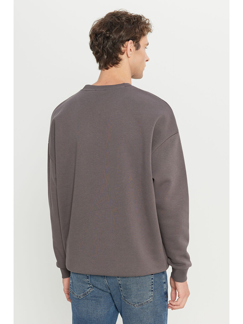 Erkek Koyu Gri Oversize Fit Bol Kesim Pamuklu İçi Polarlı Bisiklet Yaka Sweatshirt-4