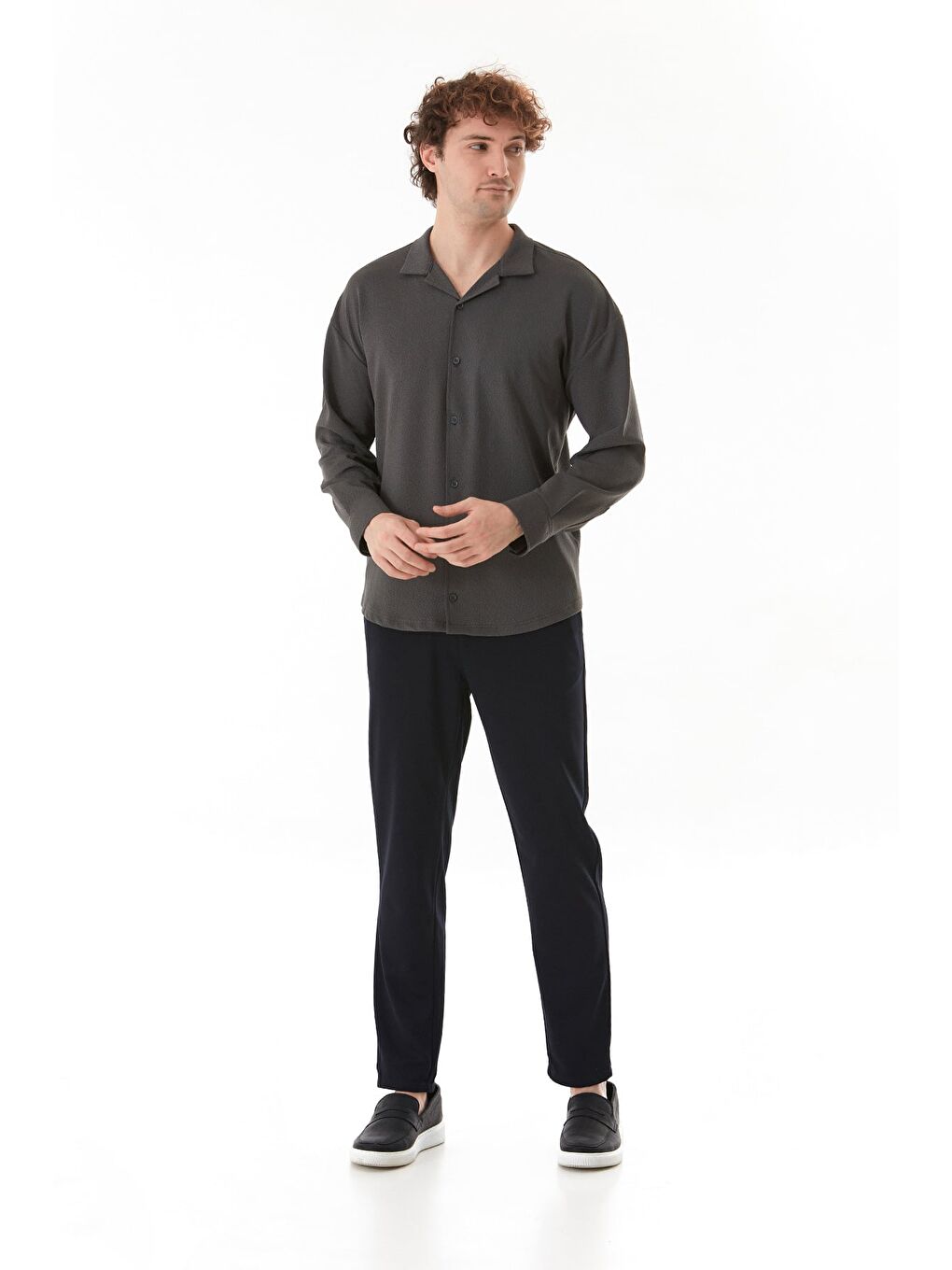 Gri Basic Düğmeli Elastanlı Gömlek-1