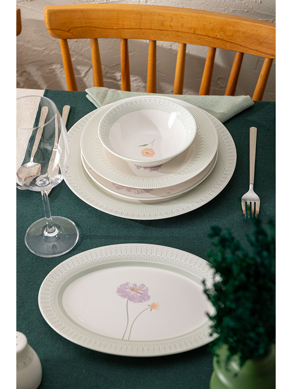 Beyaz New Bone Poppy 28 Parça 6 Kişilik Yuvarlak Yemek Takımı-4