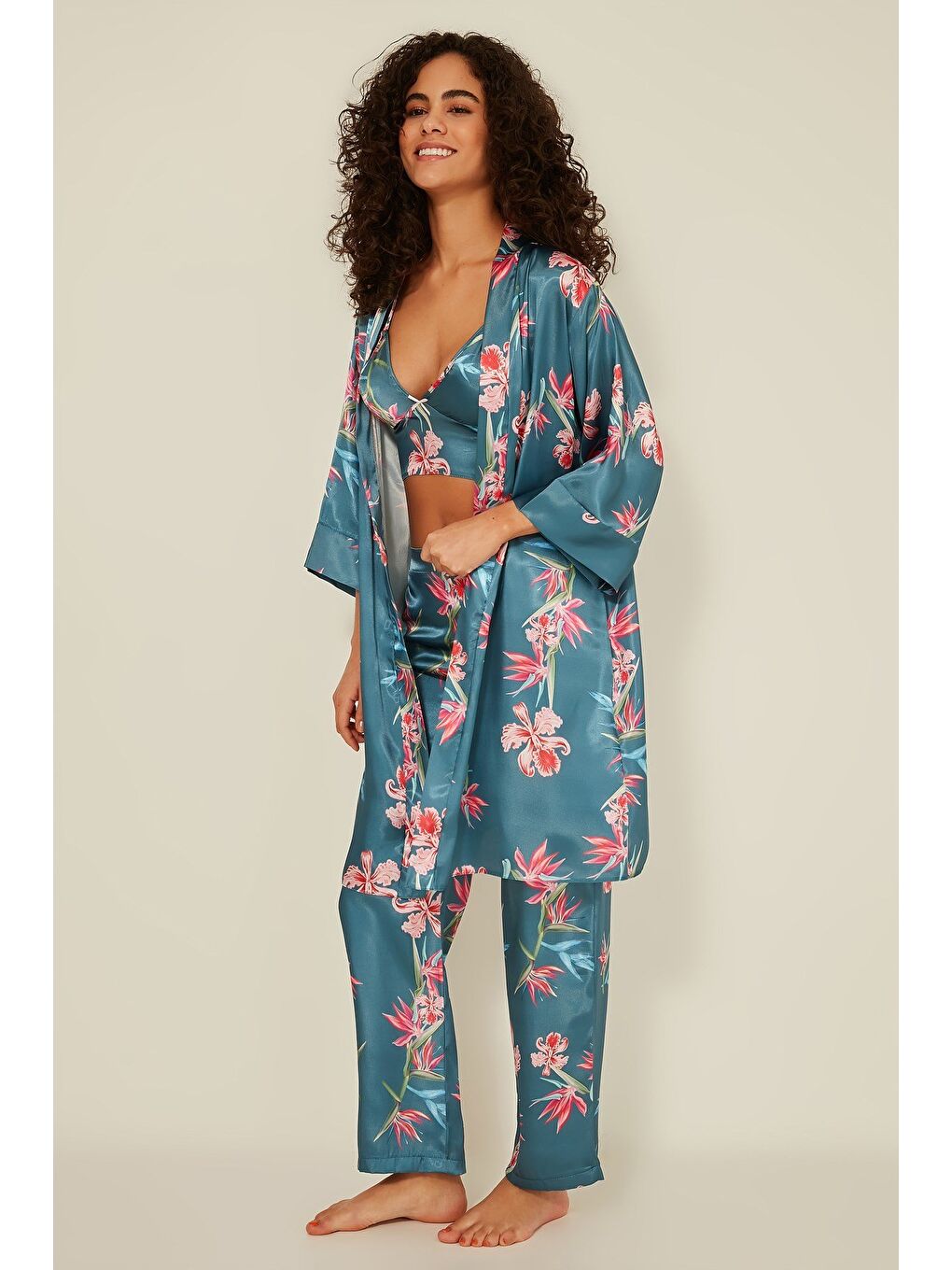 045 Kadın Desenli 3 Lü Saten Pijama Takım Turkuaz-5