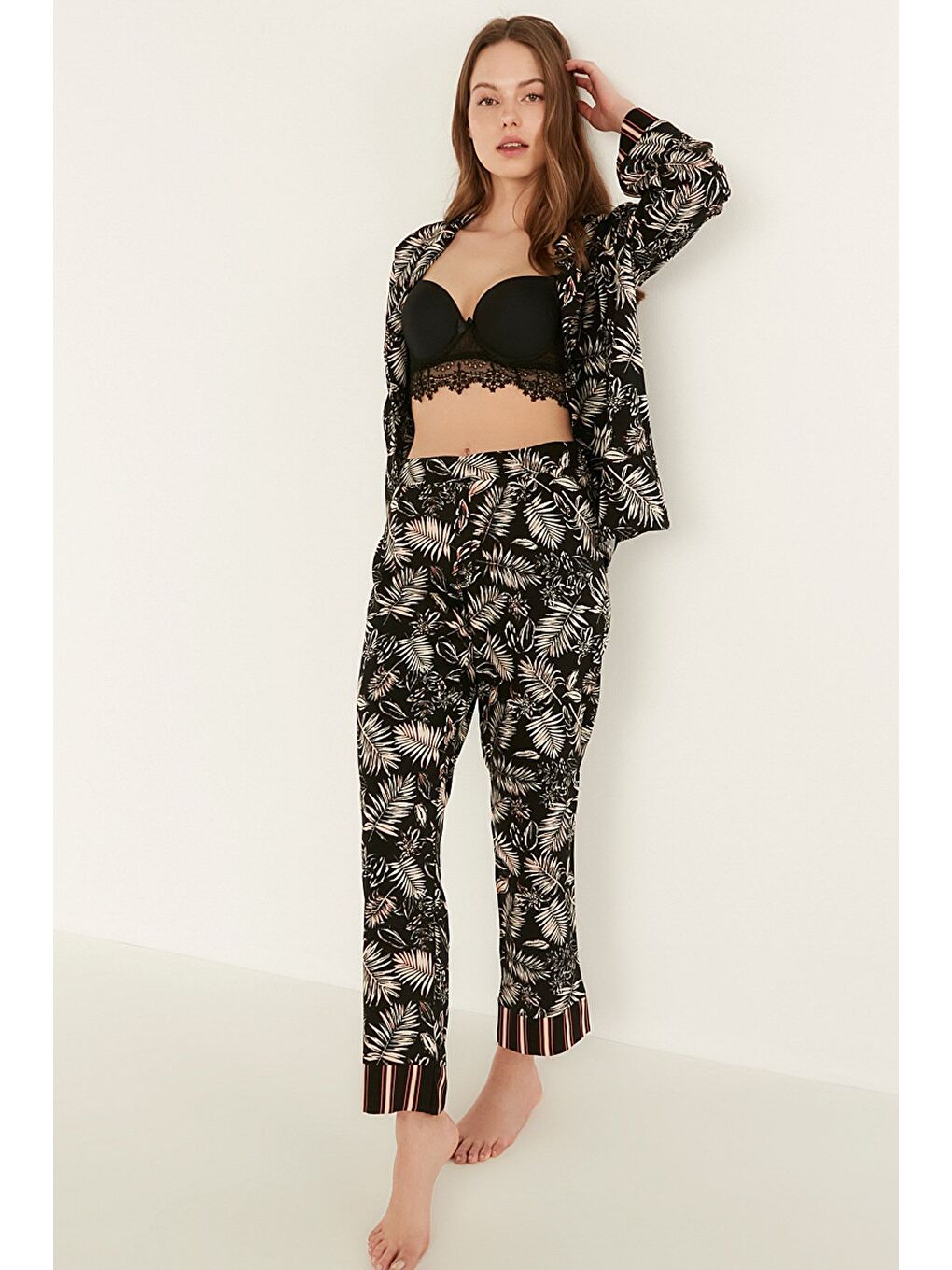 Desenli Viskon Uzun Kol Gömlekli Pijama Takım 9082 Siyah-7