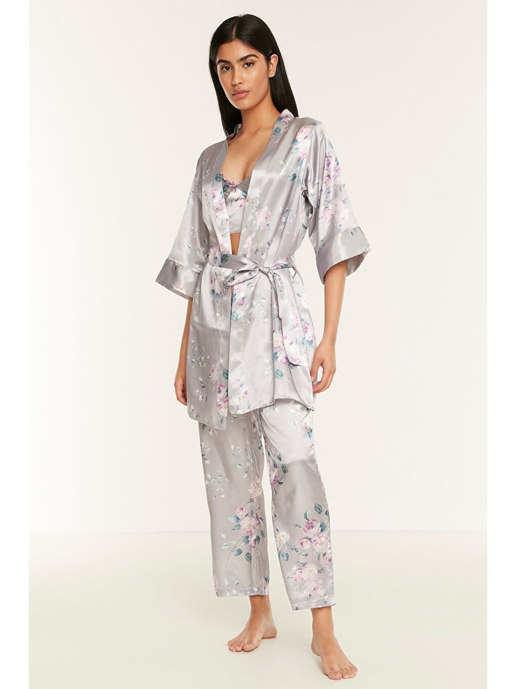 045 Kadın Desenli 3 Lü Saten Pijama Takım Gri-5