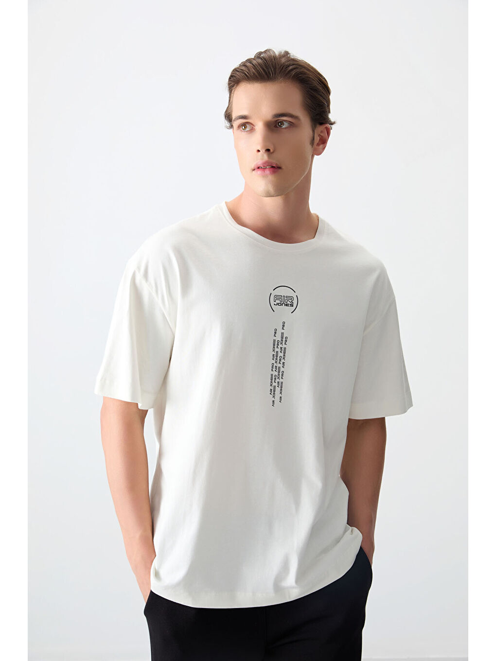 Ekru %100 Pamuk Kalın Yumuşak Dokulu Oversize Fit Baskılı Erkek Tişört - 88355-3