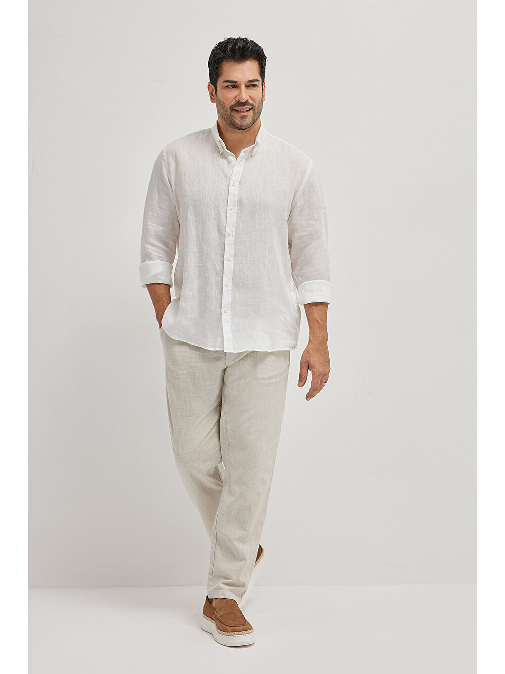 Erkek Beyaz %100 Pamuk Oxford Slim Fit Dar Kesim Düğmeli Yaka Flamlı Gömlek-2