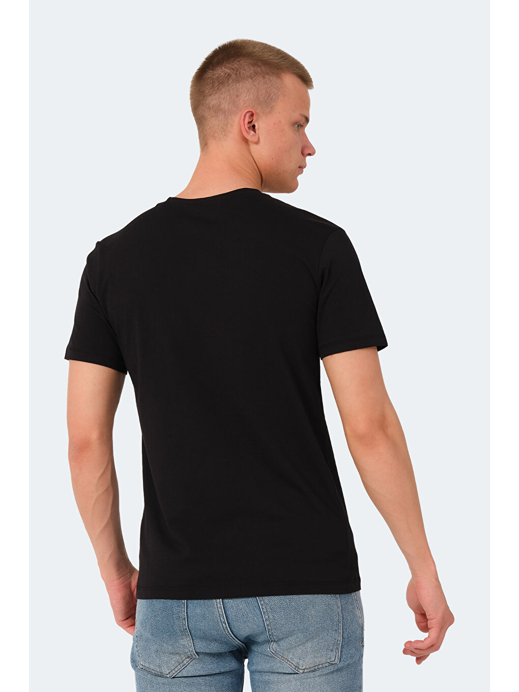 Siyah Bisiklet Yaka Kısa Kollu Cep Detaylı Erkek %100 Pamuk Tişört-1