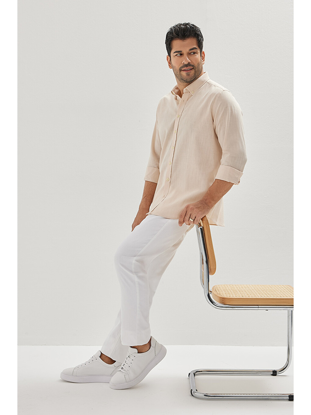 Erkek Bej %100 Pamuk Oxford Slim Fit Dar Kesim Düğmeli Yaka Flamlı Gömlek-9