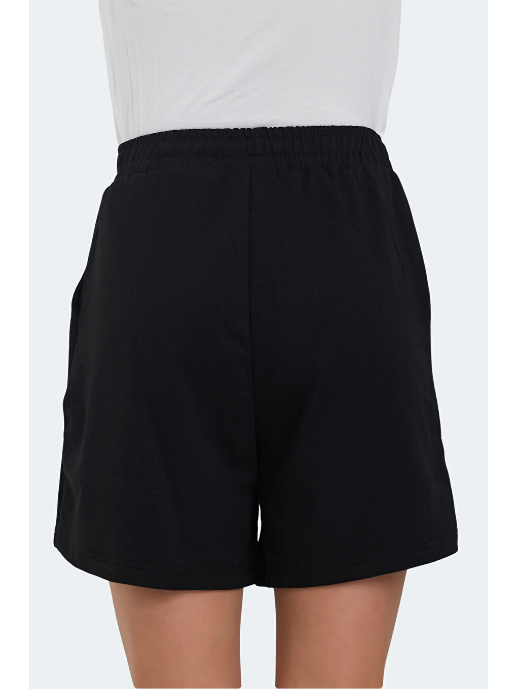 VIKENTI Kadın Cepli Siyah Şort-3