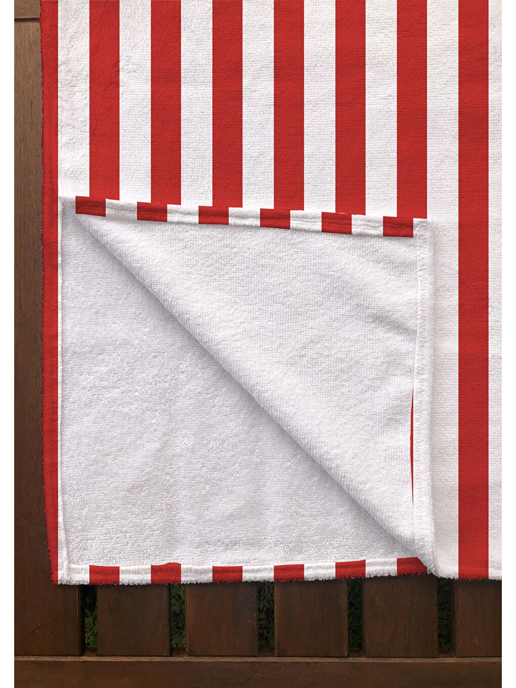 Karışık Baskılı Plaj Havlusu-3