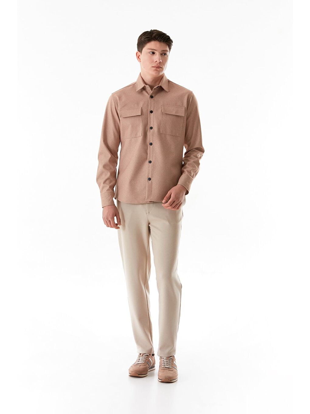 Bej Basic Çift Cepli Çıtçıtlı Gömlek-1