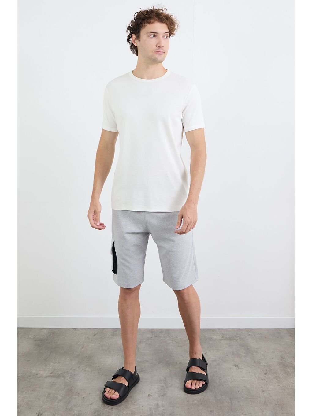 Gri Fitilli Beli Bağlamalı Kargo Cepli Şort-1