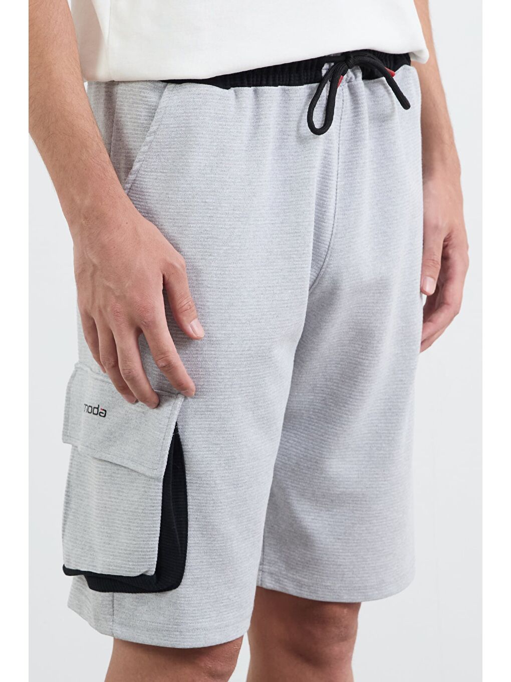 Gri Fitilli Beli Bağlamalı Kargo Cepli Şort-4