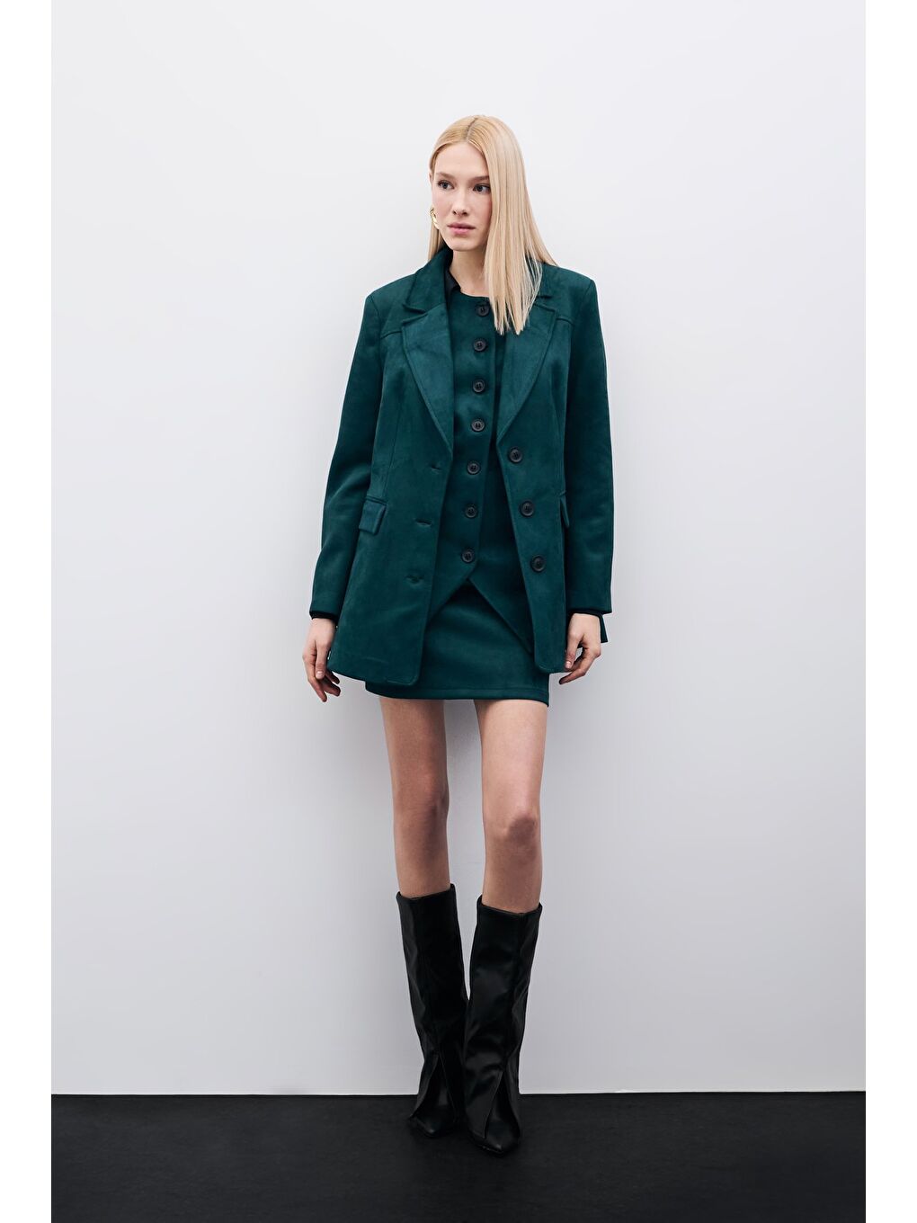 Yeşil Düğmeli Süet Ceket - Zümrüt-2