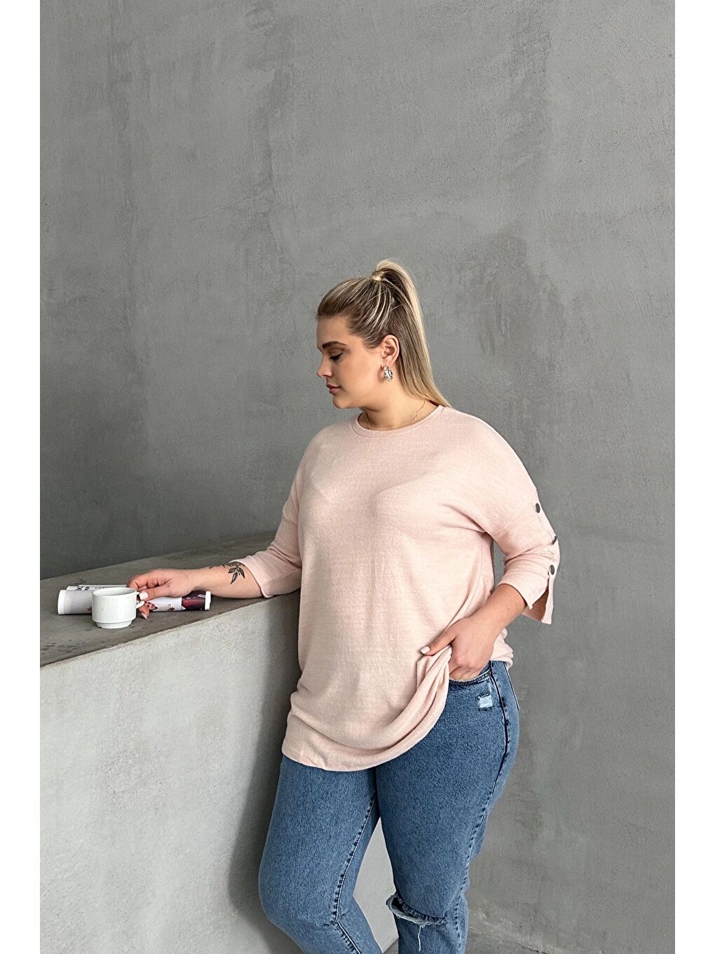 Bej Büyük Beden Yarım Kollu Bisiklet Yaka Düğme Detaylı Kazak 303072-3