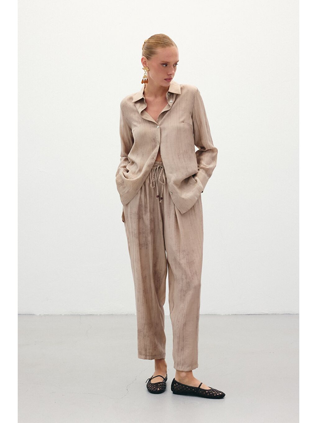 Batık Desenli Pantolon - Bej-1