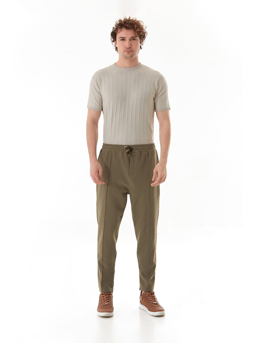 Haki Beli Lastikli Çimalı Jogger Pantolon