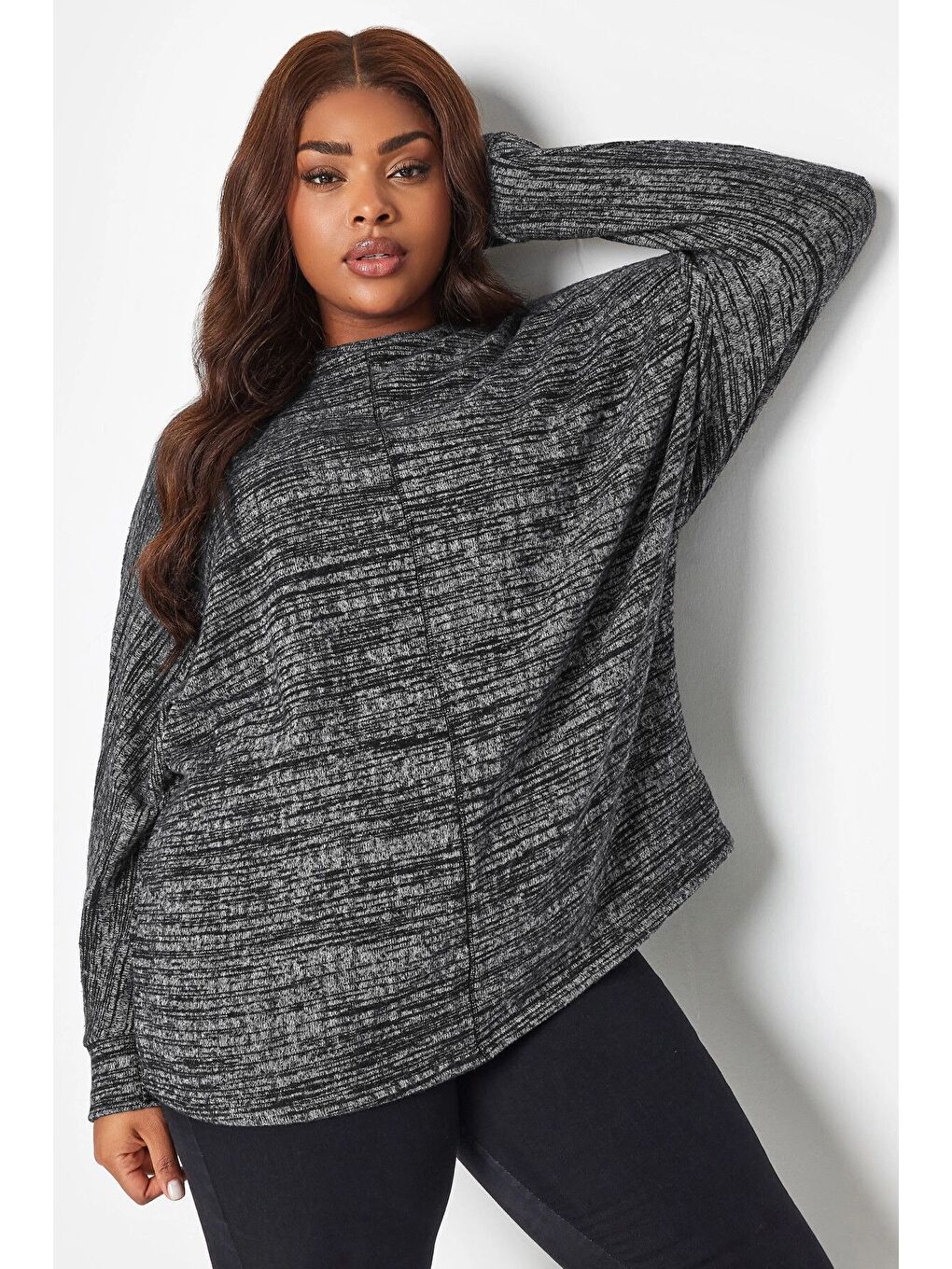 Antrasit Büyük Beden Bisiklet Yaka Önü Dikiş Detaylı Uzun Kollu Bluz 302607-3