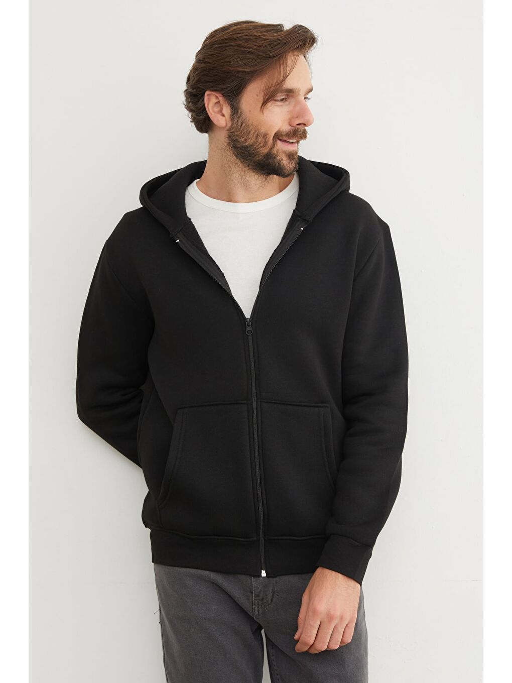 Siyah 3 İplik Fermuarlı Kanguru Cepli Sweatshirt-3