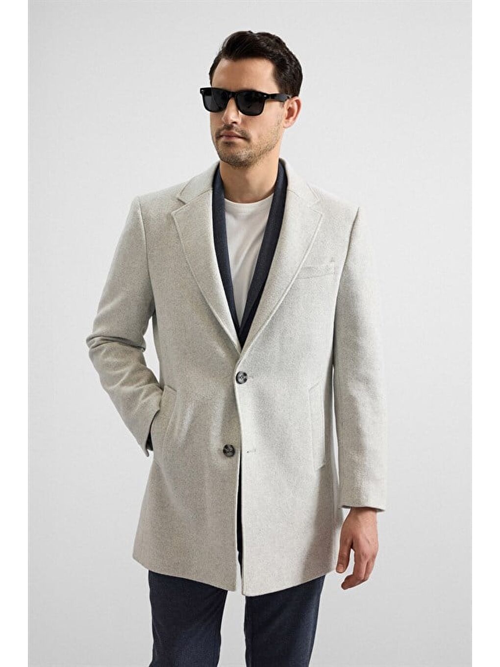 Gri Slim Mono Yaka Düz Yan Cepli Düğmeli Dolgusuz Standart Kaban