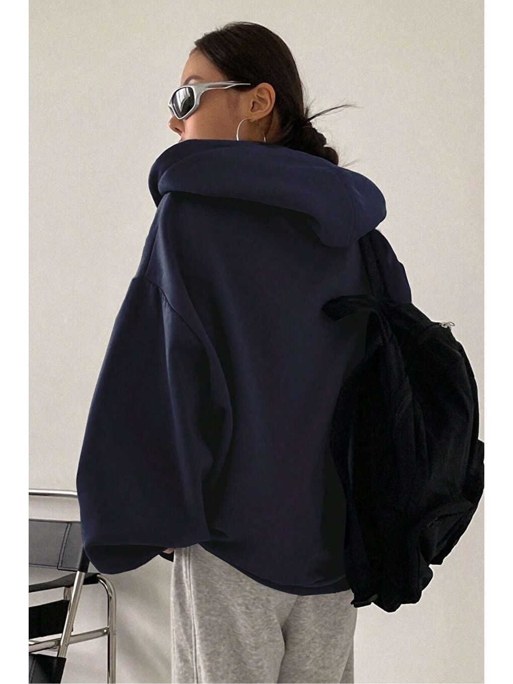Kadın Lacivert Kapüşonlu Detaylı Fermuarlı Hırka-1