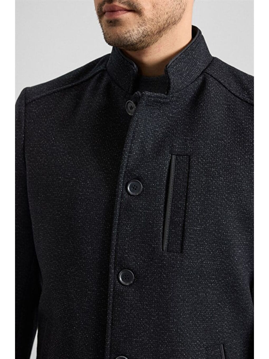 Siyah Regular Hakim Yaka Düz Yan Cepli Düğmeli Dolgusuz Standart Kaban-3