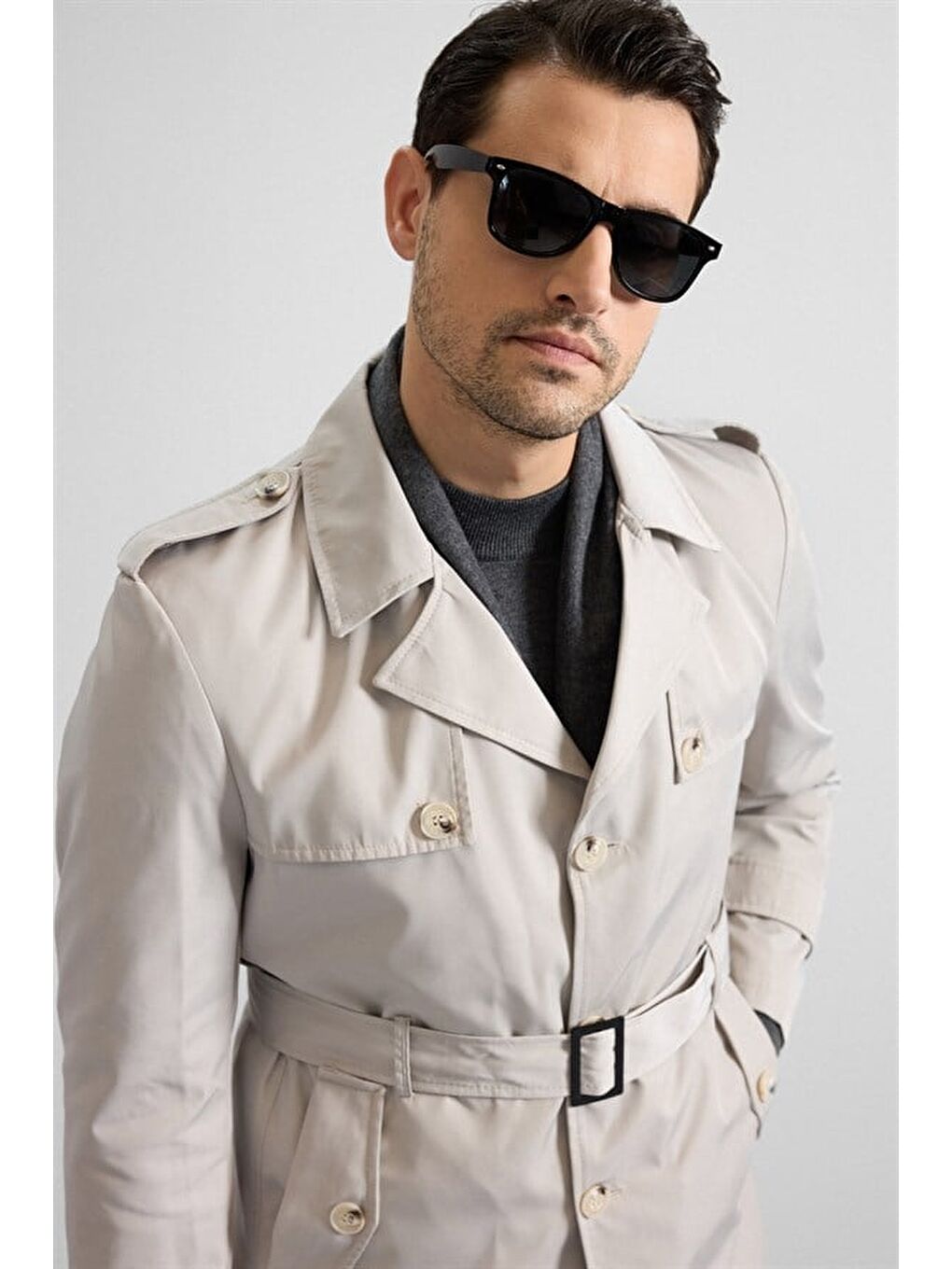 Gri Taş Slim Gömlek Yaka Düz Yan Cepli Düğmeli Dolgusuz Standart Trençkot-1