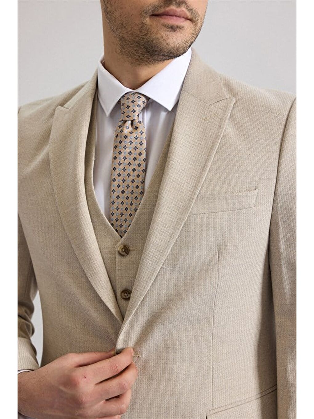 Bej Slim Sivri Yaka 6 Drop Yelekli Takım Elbise-3