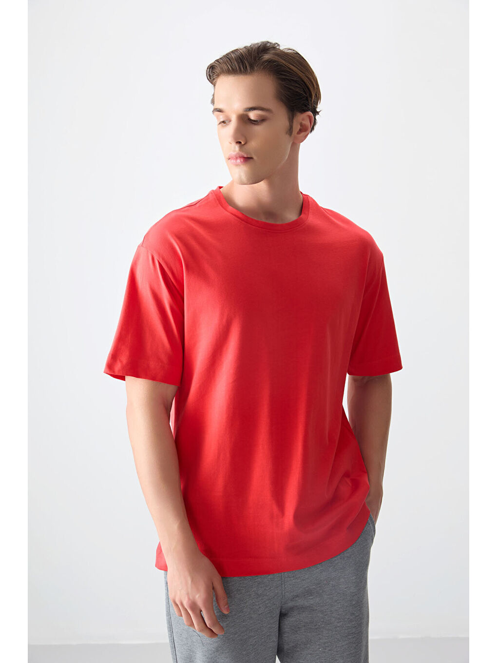 Kırmızı %100 Pamuk Kalın Yumuşak Dokulu Oversize Fit Basic Erkek Tişört - 88353