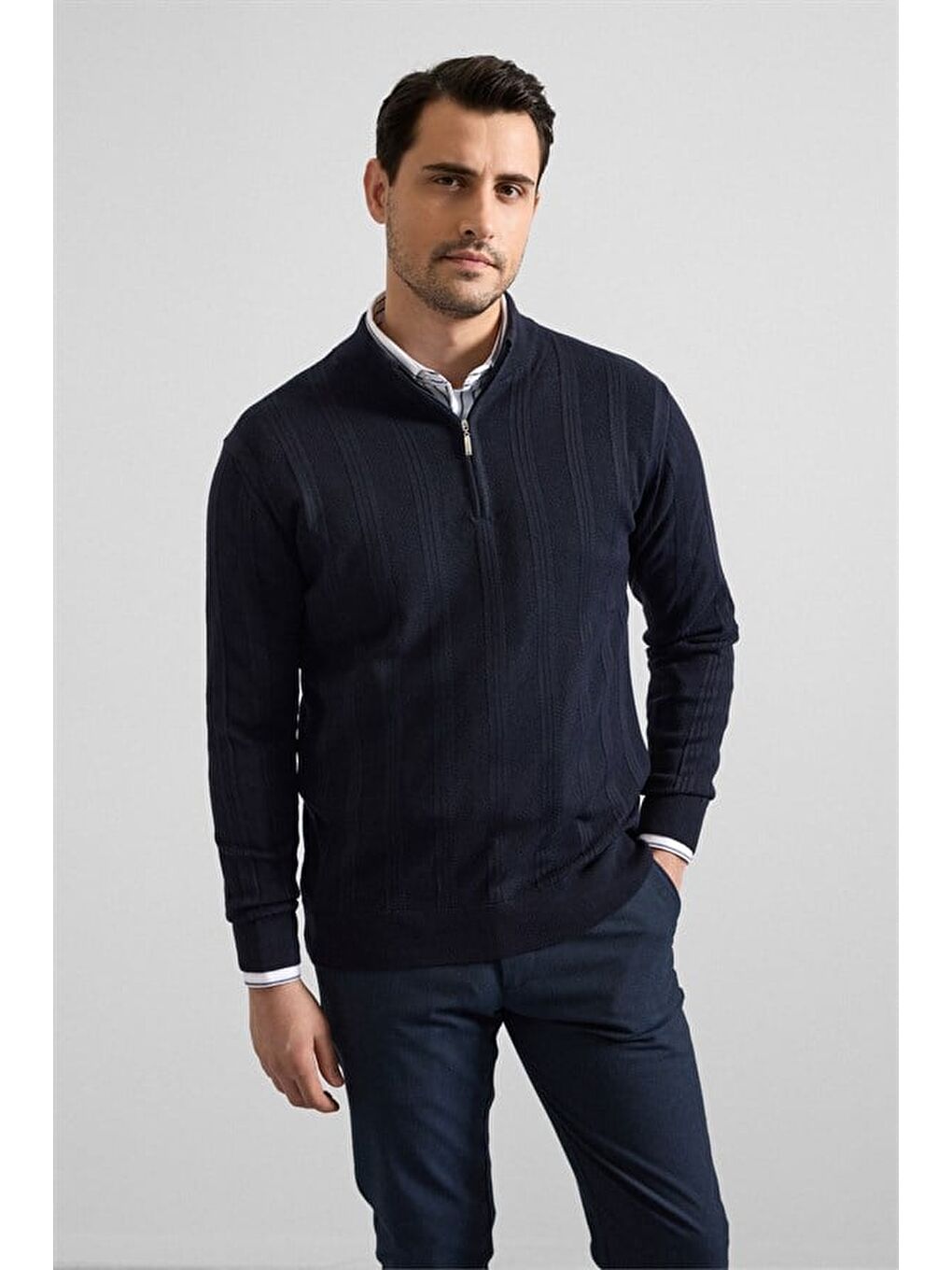 Lacivert Regular Yarım Balıkçı Yaka Kazak