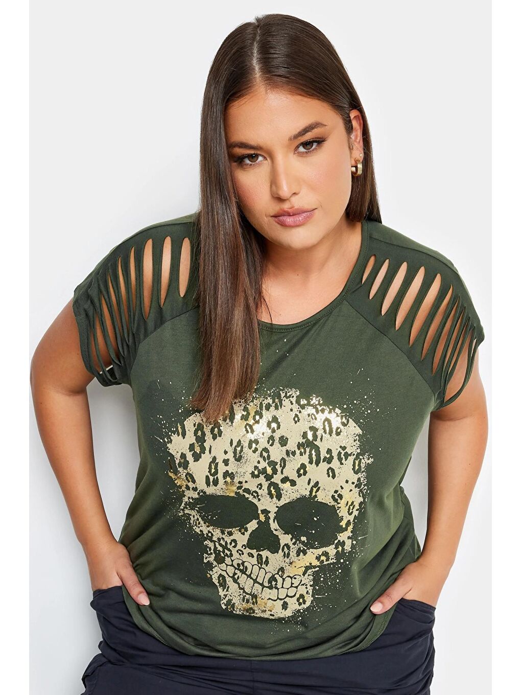 Haki Büyük Beden Kol Detaylı Kuru Kafa Baskılı Bisiklet Yaka Tişört 321124-3