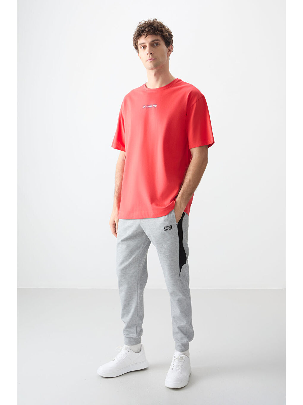 Kırmızı %100 Pamuk Kalın Yumuşak Dokulu Oversize Fit Baskılı Erkek Tişört-1