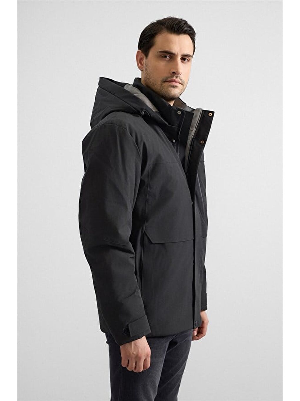 Siyah Slim Dik Yaka Düz Yan Cepli Fermuar + Çıtçıt Kapitone Standart Mont-5