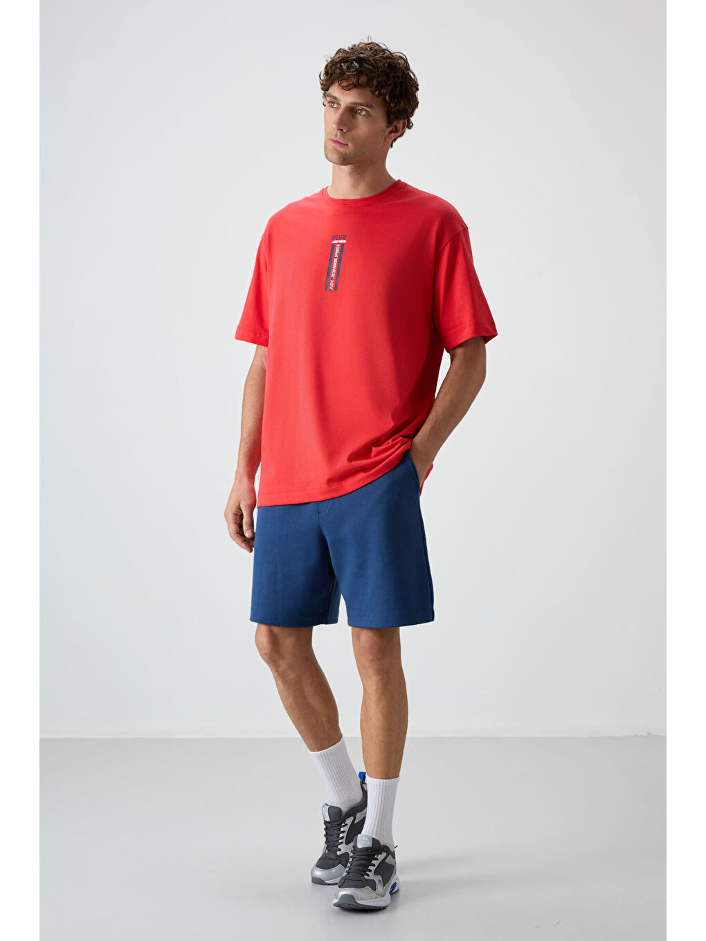 Kırmızı %100 Pamuk Kalın Yumuşak Dokulu  Fit Baskılı Erkek Tişört - 88360-3