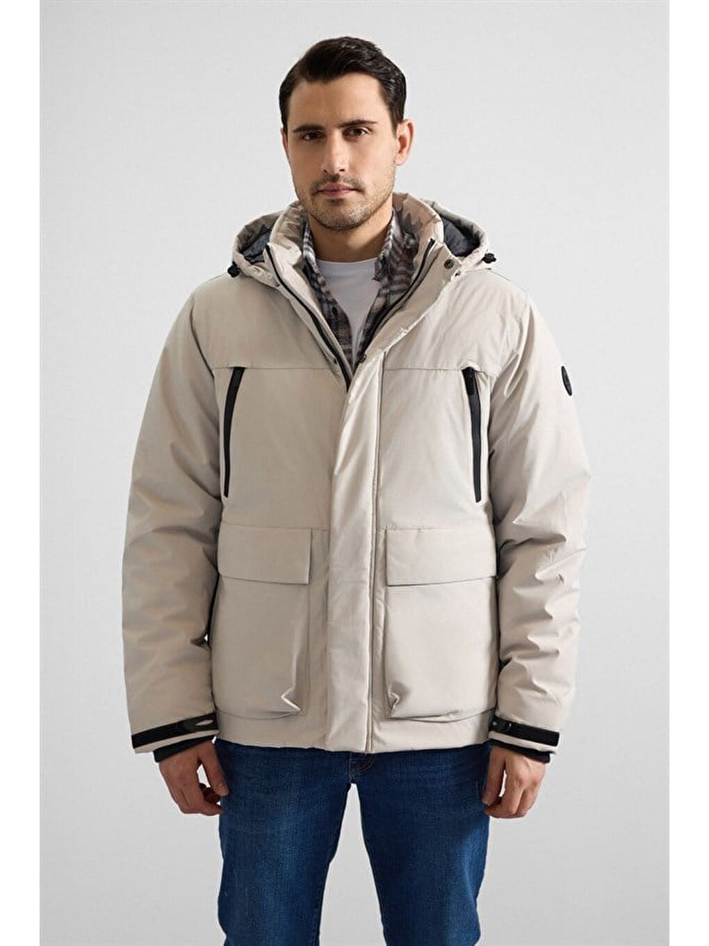 Gri Taş Slim Dik Yaka Düz Kapaklı Cep Fermuar Elyaf Dolgulu Standart Mont