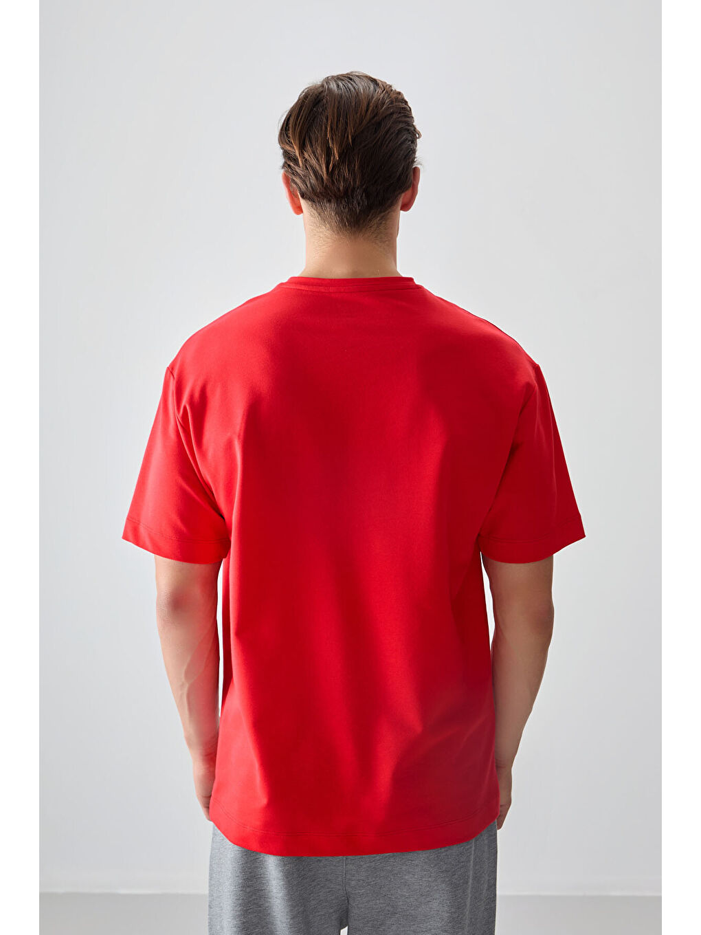 Kırmızı Pamuklu Kalın Yumuşak Dokulu Oversize Fit Basic Erkek Tişört - 88378-4