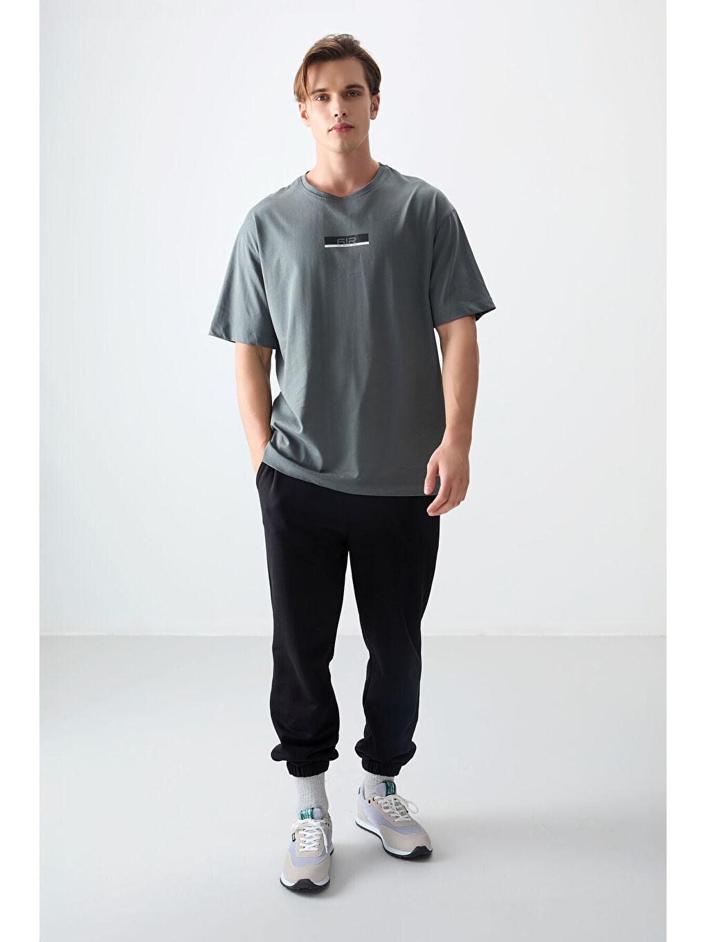 Haki %100 Pamuk Kalın Yumuşak Dokulu Oversize Fit Baskılı Erkek Tişört - 88359-3