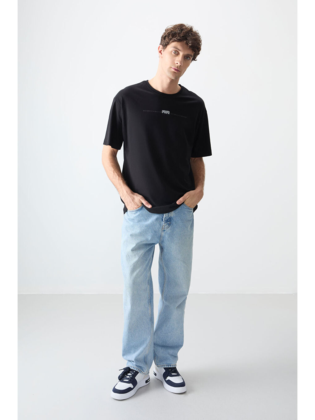 Siyah %100 Pamuk Kalın Yumuşak Dokulu Oversize Fit Baskılı Erkek Tişört - 88357-1