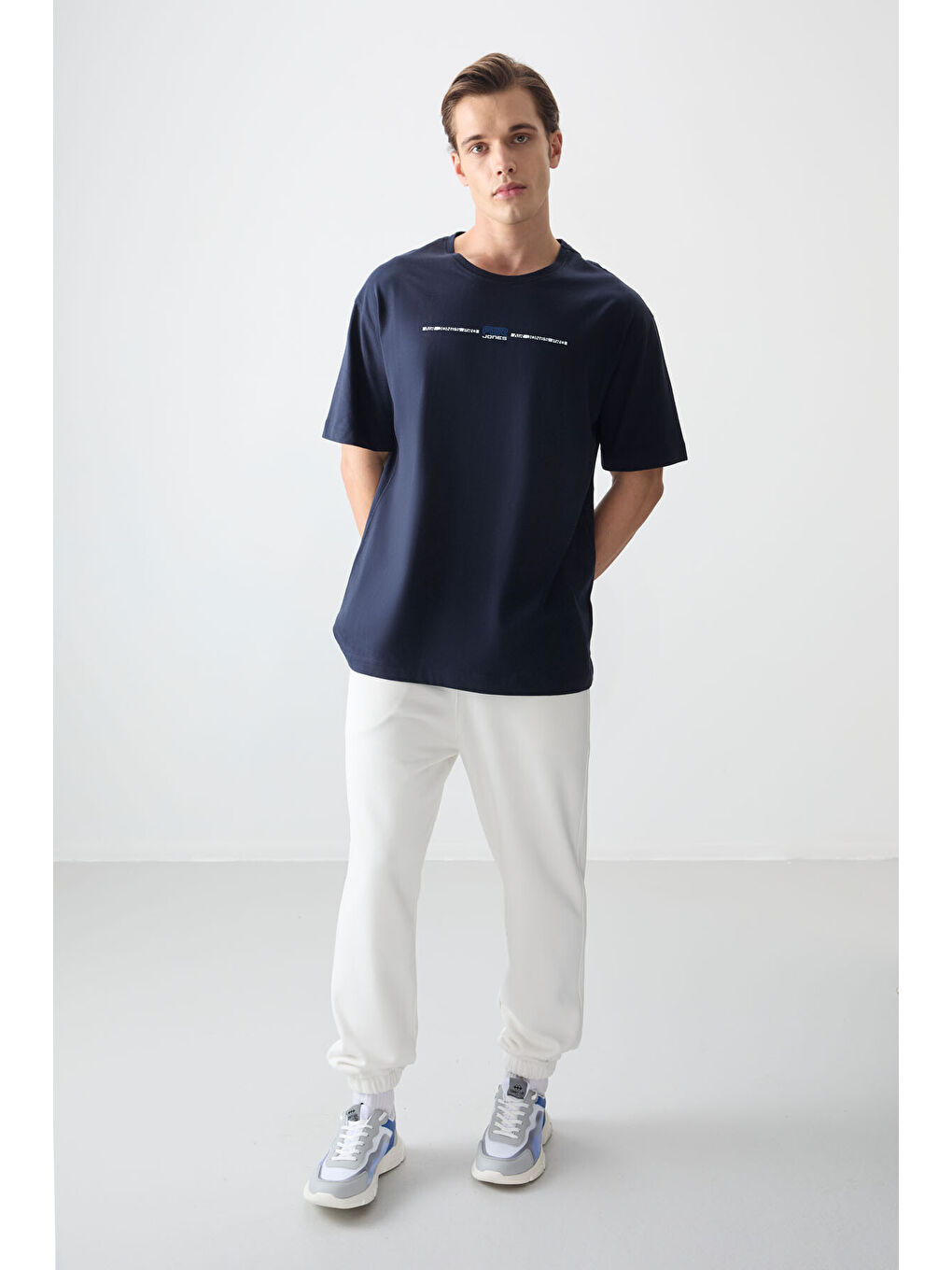 Lacivert %100 Pamuk Kalın Yumuşak Dokulu Oversize Fit Baskılı Erkek Tişört - 88357-2