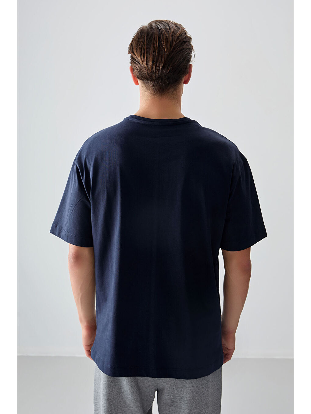 Lacivert %100 Pamuk Kalın Yumuşak Dokulu Oversize Fit Baskılı Erkek Tişört - 88358-4