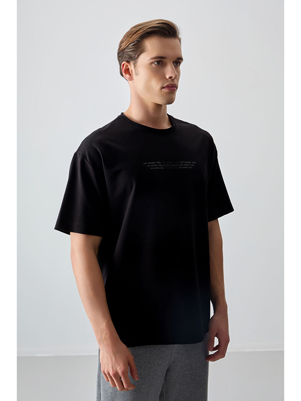 Siyah Pamuklu Kalın Yumuşak Dokulu Oversize Fit Baskılı Erkek Tişört - 88374-3