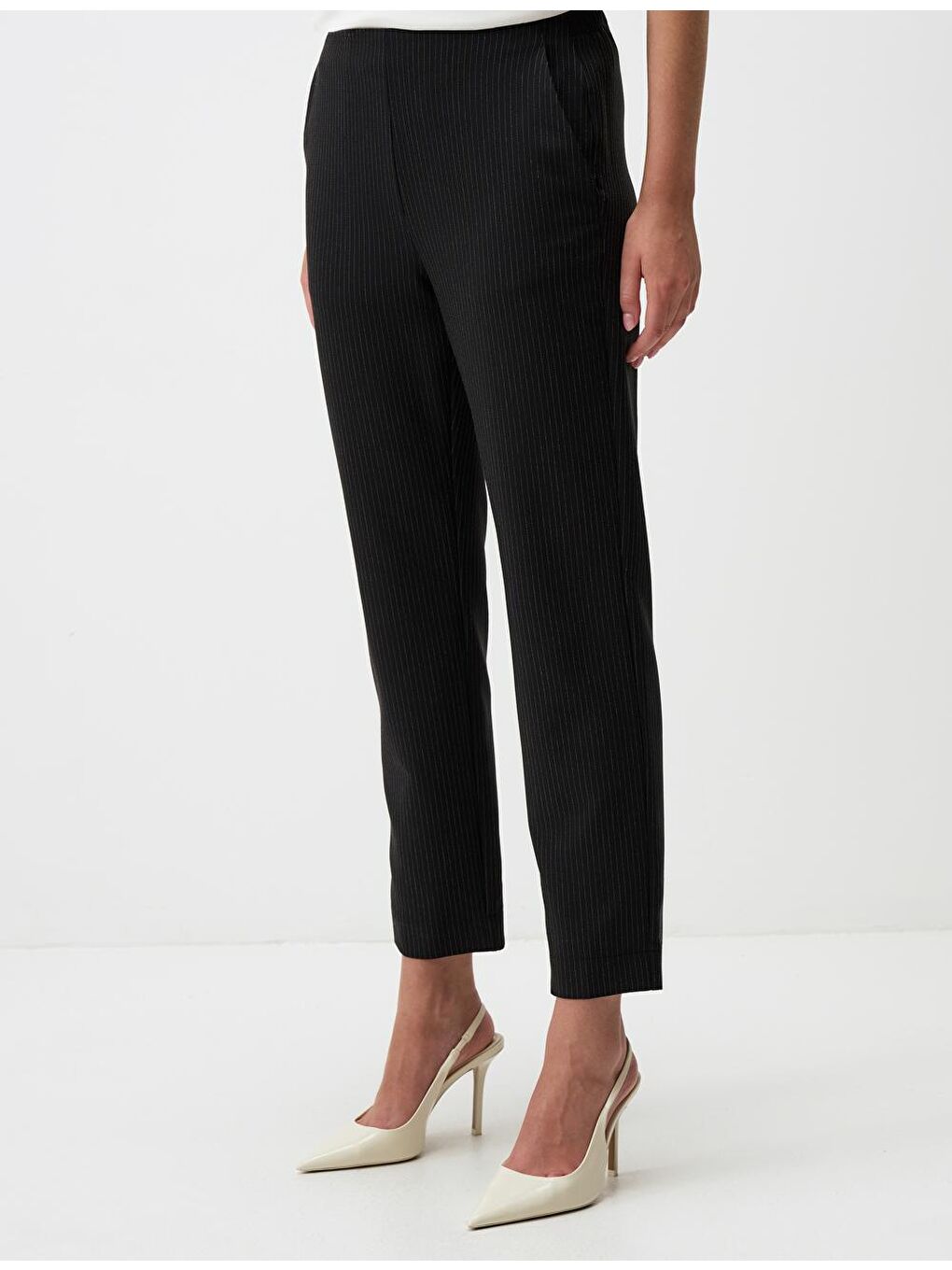 Siyah Kadın Pantolon-3