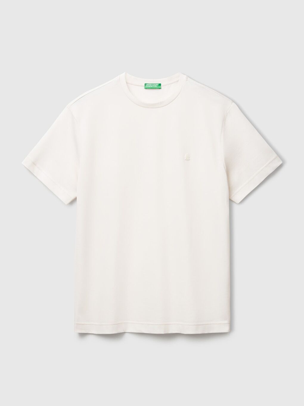 Ekru Erkek Krem %100 Pamuk Göğsü Yama Logo İşlemeli Bisiklet Yaka Tişört