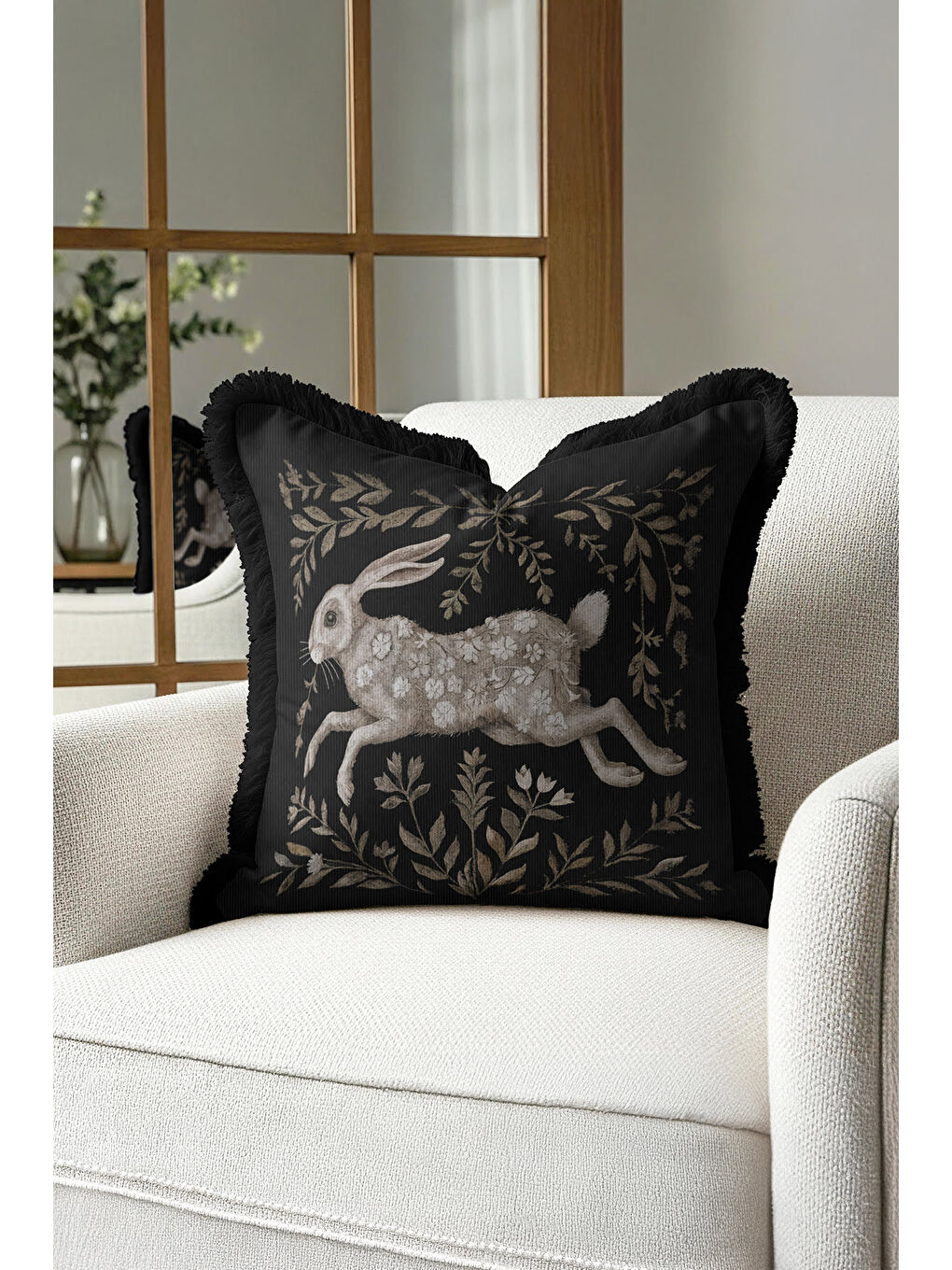 Karışık Zarif Tavşan Motifli Saçaklı Yastık Kılıfı - Klasik Rustik Siyah Altın Renk Püsküllü Kırlent Kılıfı-2