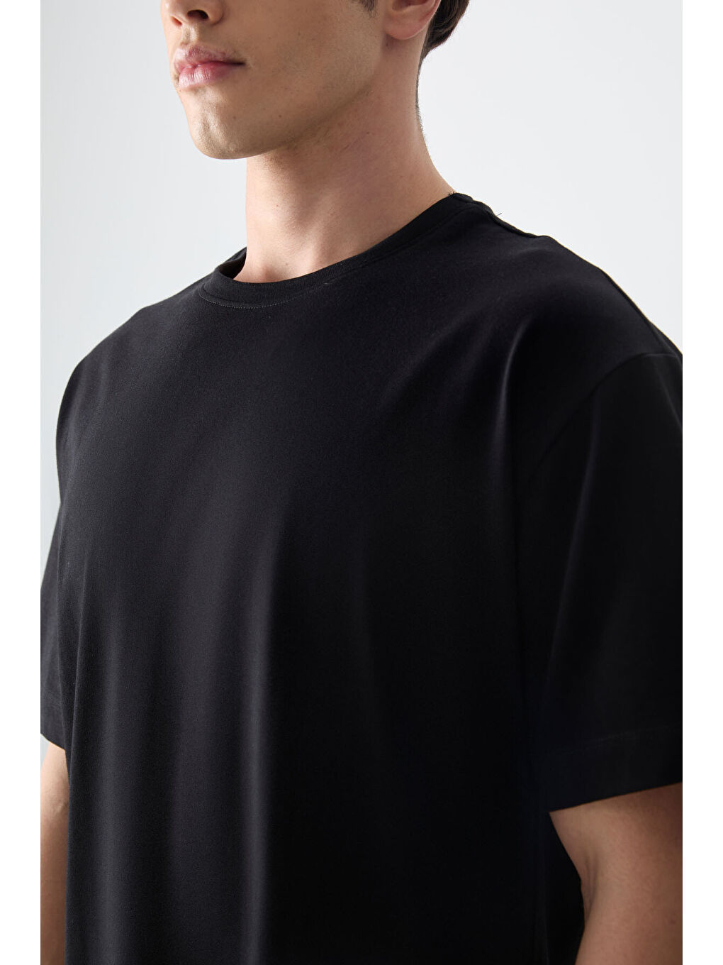 Siyah %100 Pamuk Kalın Yumuşak Dokulu Oversize Fit Basic Erkek Tişört - 88353-3