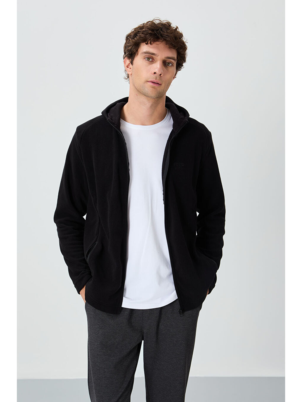 Connell Siyah Rahat Kalıp Polar Erkek Fermuarlı Sweatshirt Hırka