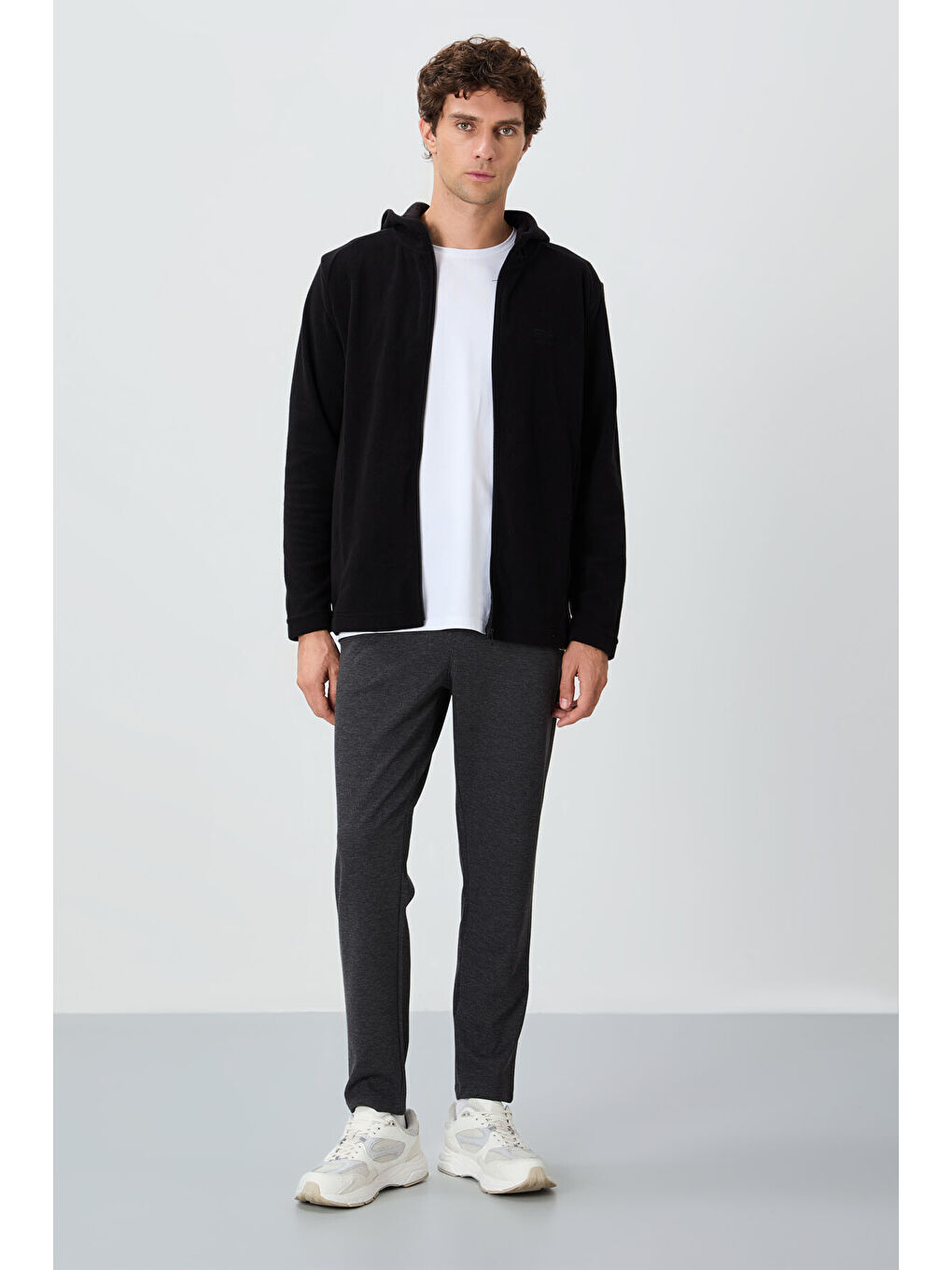 Connell Siyah Rahat Kalıp Polar Erkek Fermuarlı Sweatshirt Hırka-1