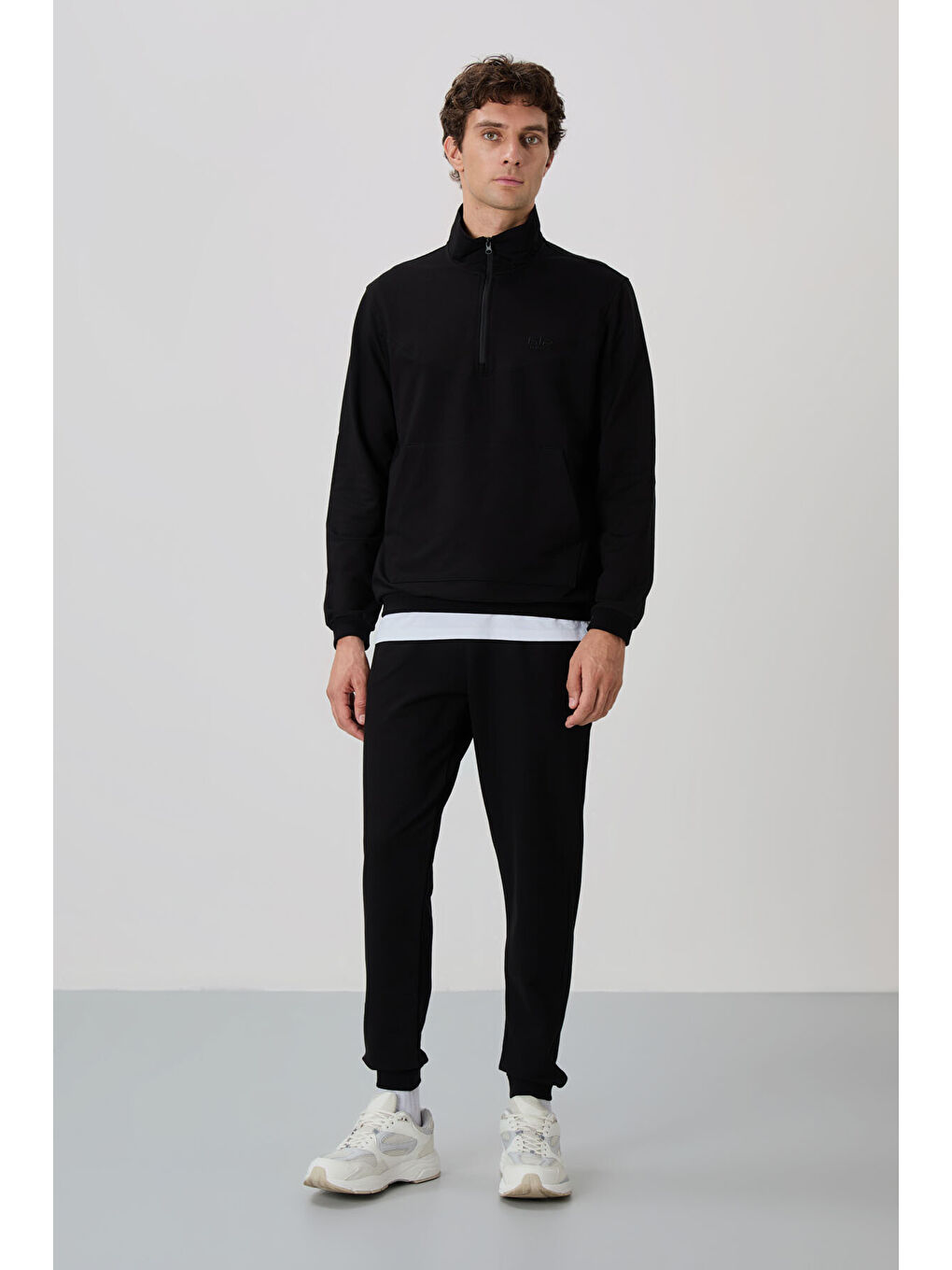 Herbert Siyah  Dik Yaka Eşofman Takım - 85233