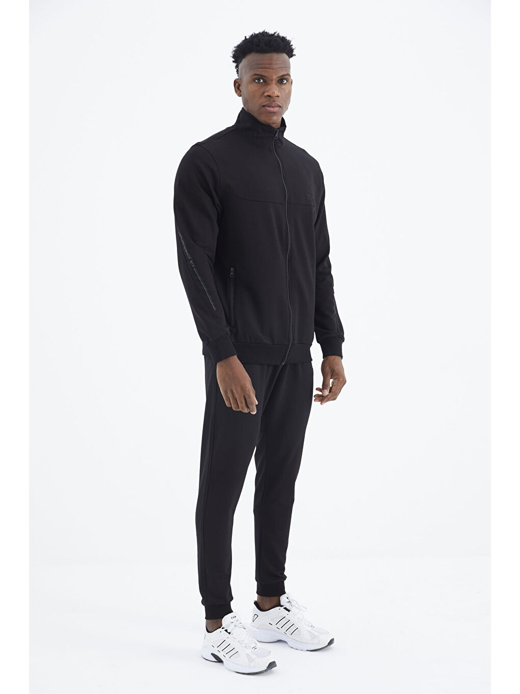 Siyah Standart Kalıp Eşofman Takım - 85229-4